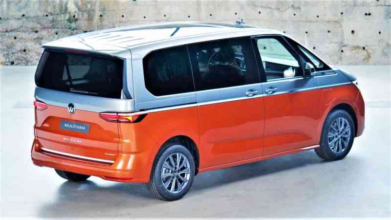 Best Hybrid Minivans in 2022