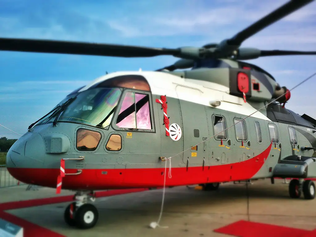 AW101